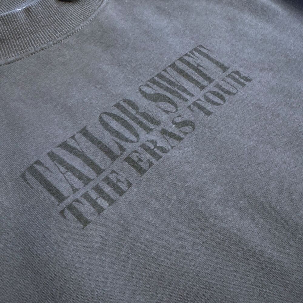 NEW Eras Tour Blue Crewneck Sweatshirt Taylor Swift Merch Crew Neck sz XL - Picture 6 of 8